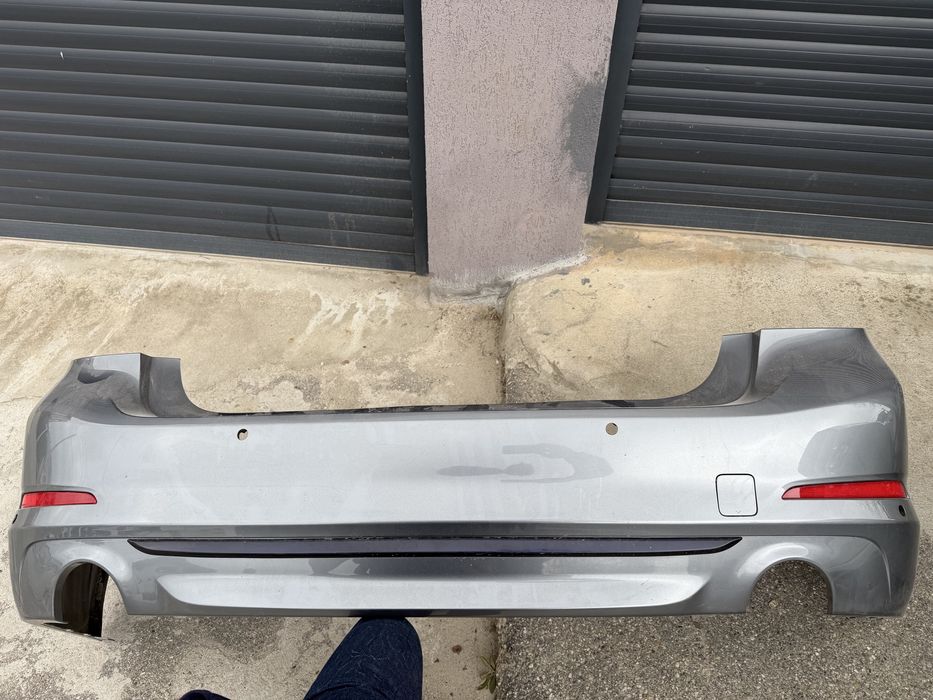 Bara fata/spate Bmw seria 5 g30 pachet Sport