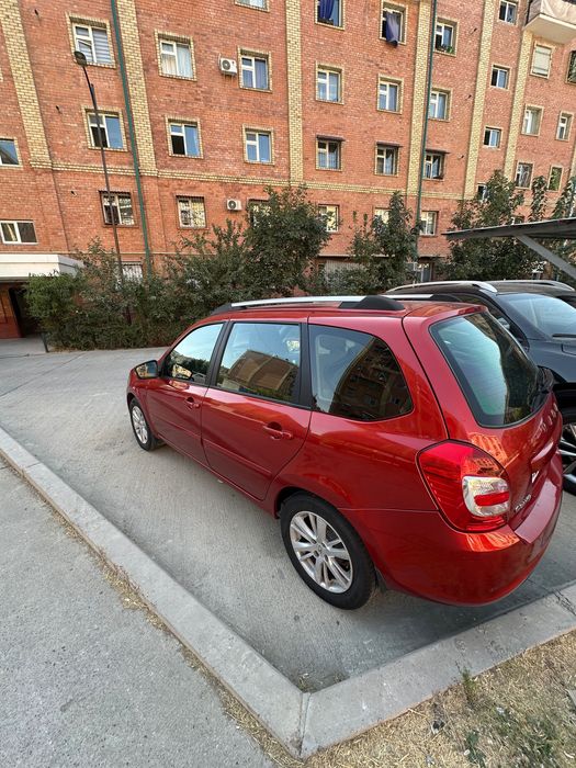 Продаю свою машину Lada Granta