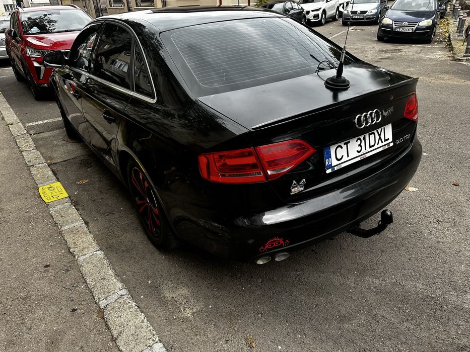 Vând Audi A4 B8
