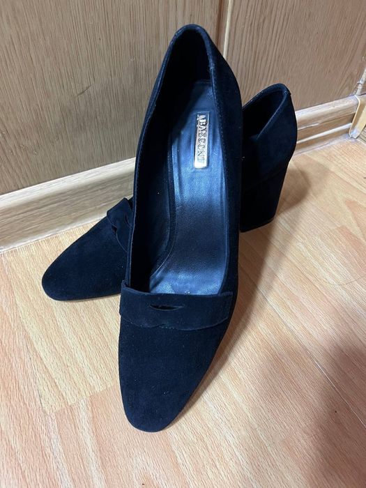 Продаются новые фирменные туфельки