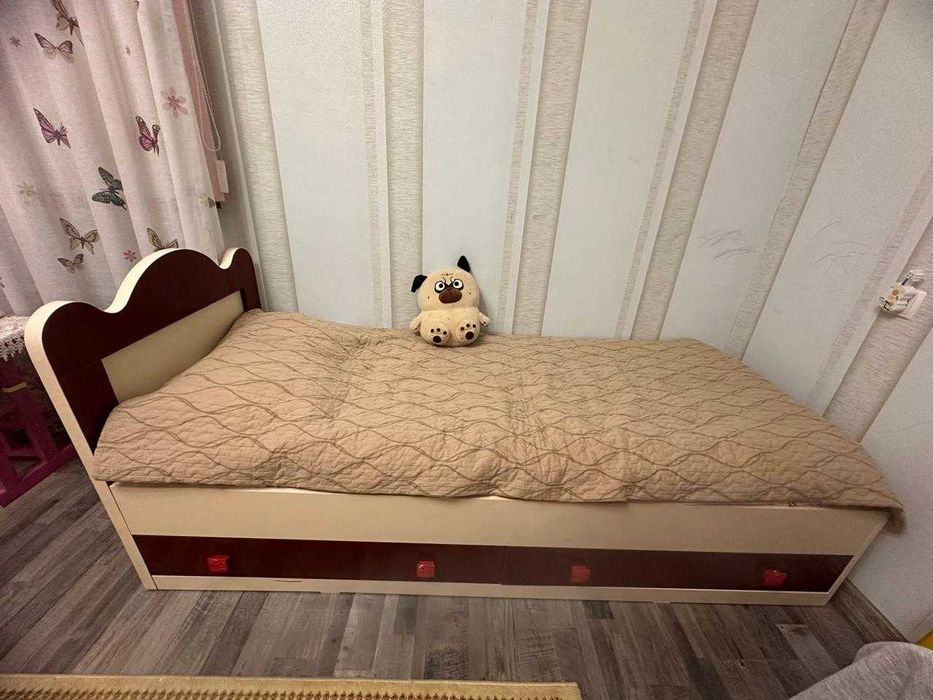 Детская кровать 2-штук