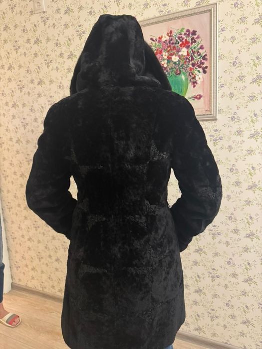 Продам шубу мутоновую