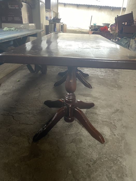 Кухонный стол