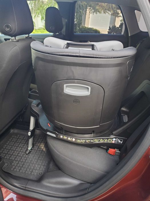 Scaun auto Britax Romer Dualfix i-Size