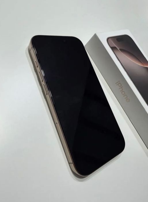 Iphone 16 pro 256 gb desert titanium ca nou