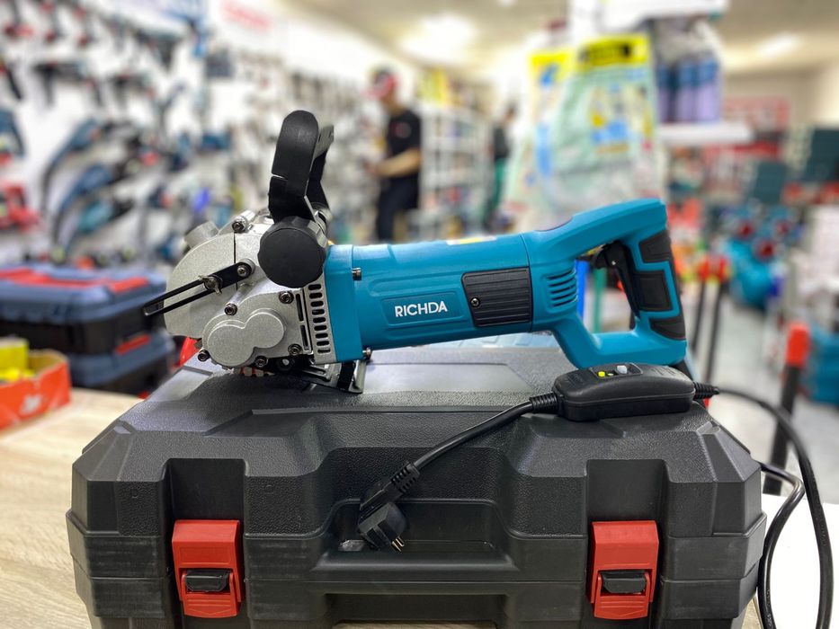 Скидки! Распродажа! Штроборезы