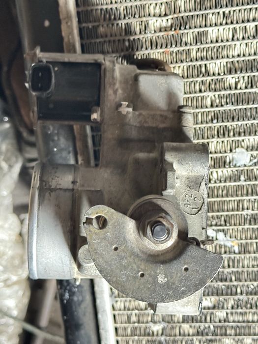 Дроссельные заслонка Мазда 626