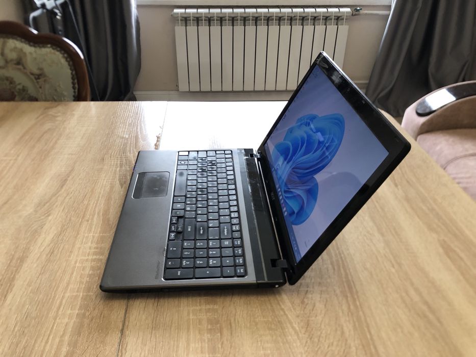 Ноутбук Acer Core i5 SSD 128ГБ