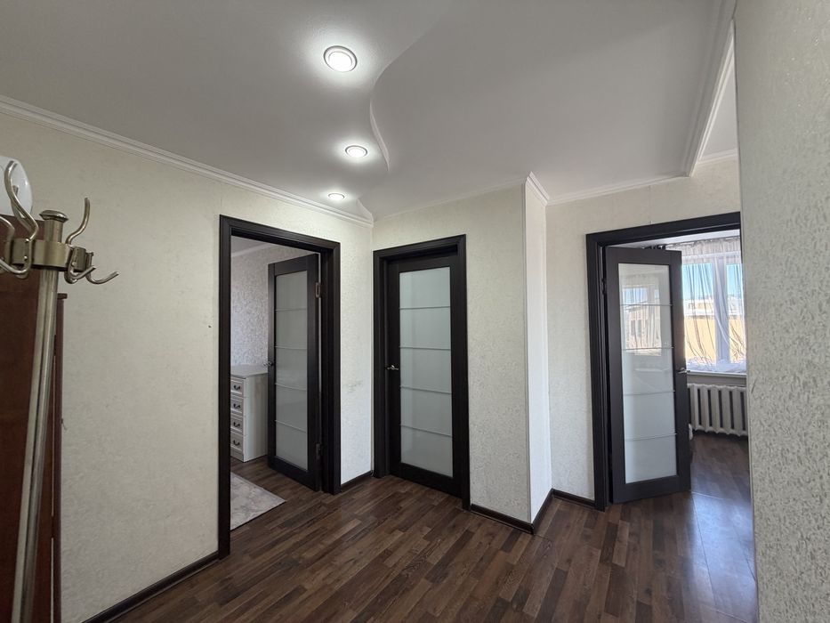 Сдается в аренду 3-х комнатная квартира в центре Каркаралинска.