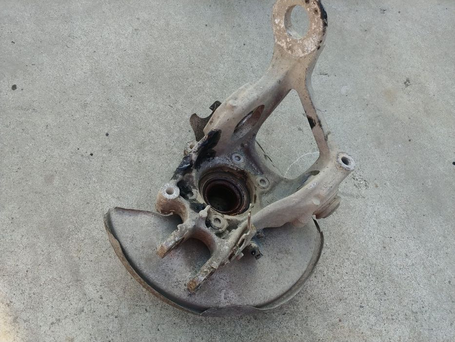 fuzeta stanga spate 3.0 tdi audi a5 8t