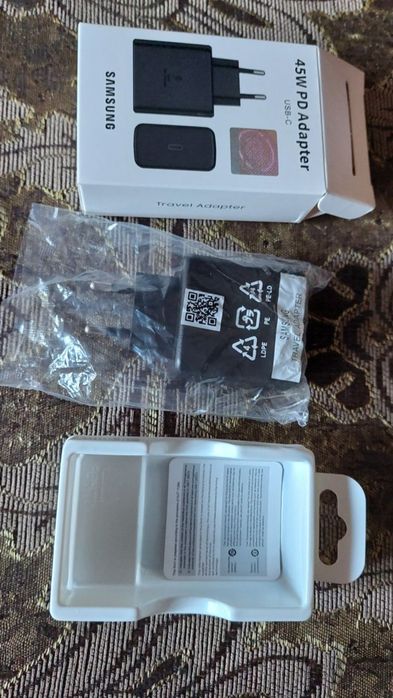 Продам адаптер Samsung 45W,25W