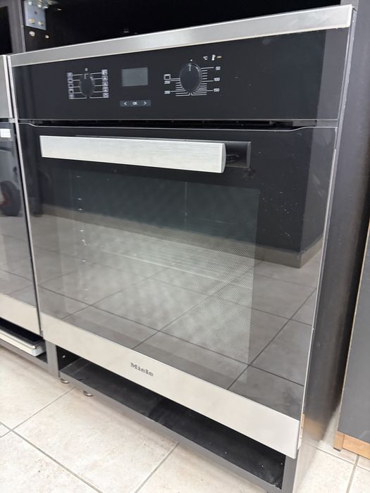 Miele H 2661-1B фурна за вграждане/24 мес гаранция