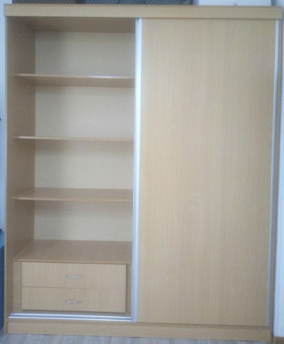 Продается шкаф-купе