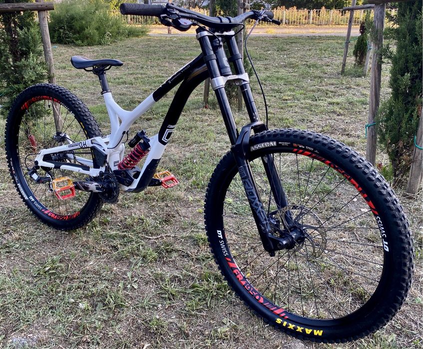 Commencal Supreme DH 29