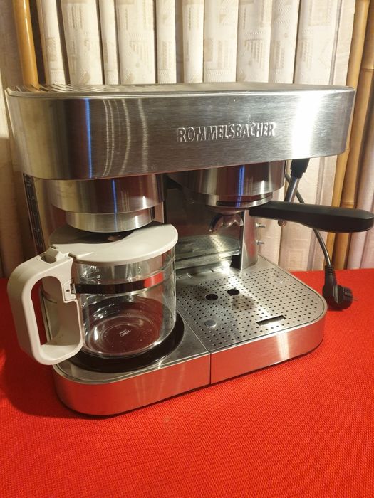 Espresso și cafetiera