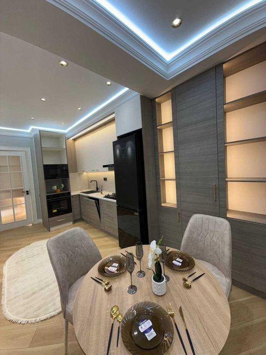 ЖК Parkent Plaza Авиатор 4-комн 13/15 90 м² 2 с/у евроремонт меб/тех