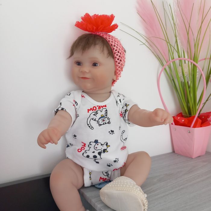 Reborn în totalitate silicon