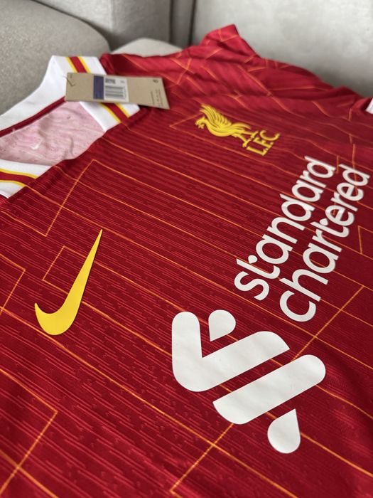 Liverpool 24/25 ОРИГИНАЛНА Home Match Jersey