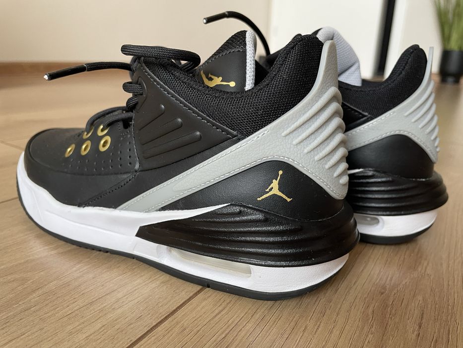 Nike Jordan max aura 5 оригинални