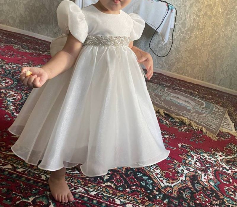 Шикарное платье для дамочек