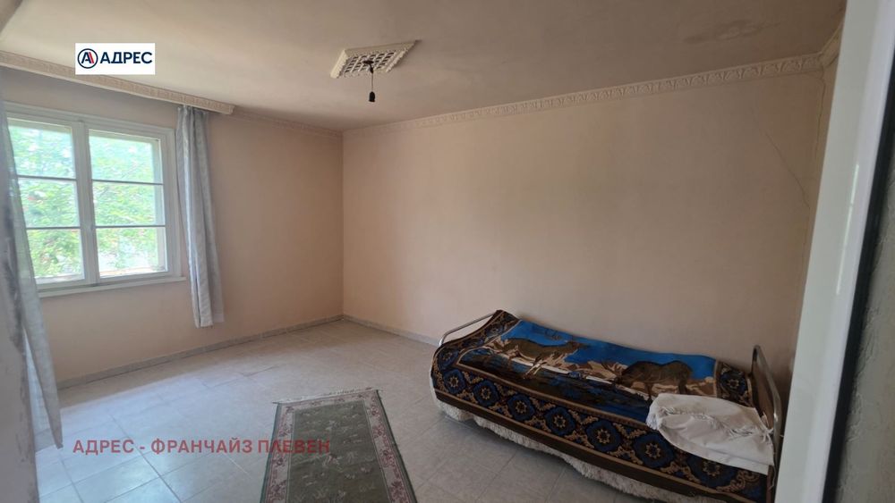 Къща в Плевен, област-гр.Тръстеник площ 85 цена 55000