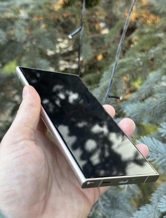 Samsung S 24 Ultra cu 98% Bateria