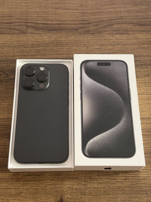 iPhone 15 pro Black Titanium