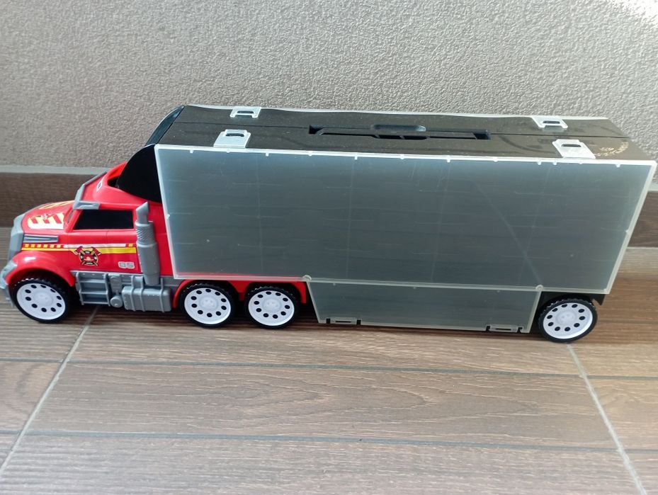 Детски играчки- колонка Дисни, багер, камион, пингвин