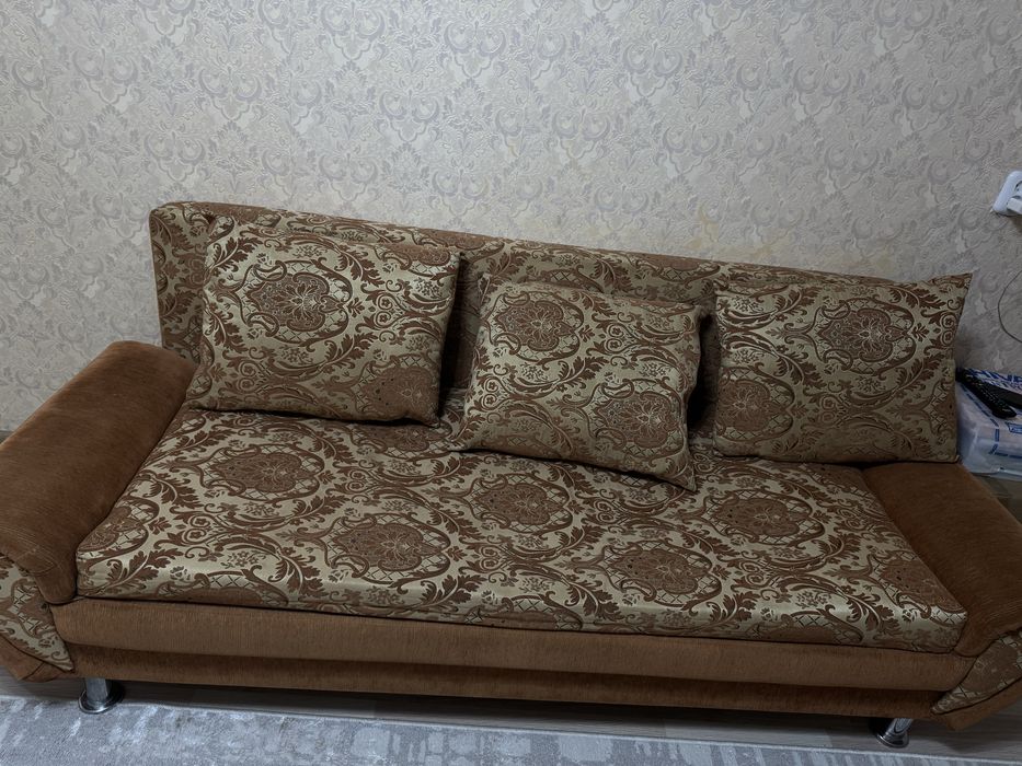 Диван для гостиной