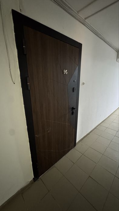 Продам квартиру !!!