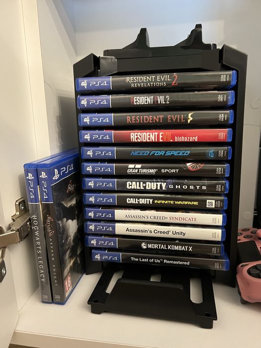 PS 4 Slim 1TB - като нов