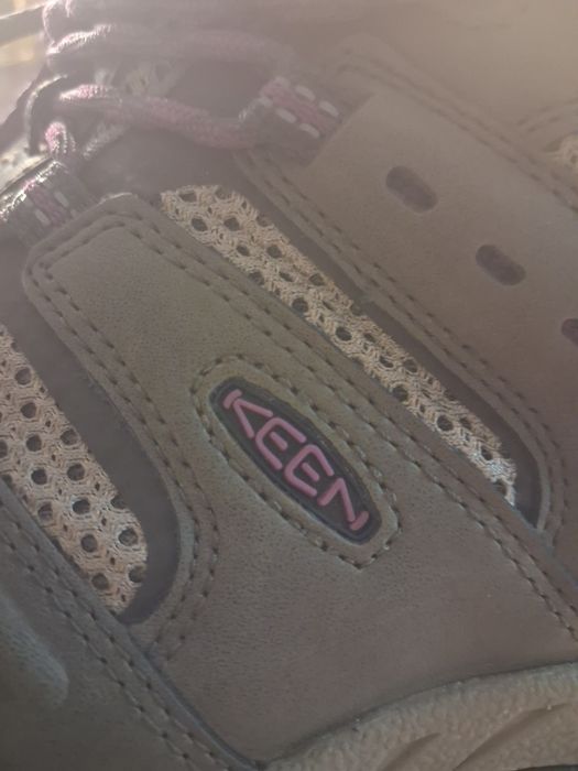 Туристически обувки Keen