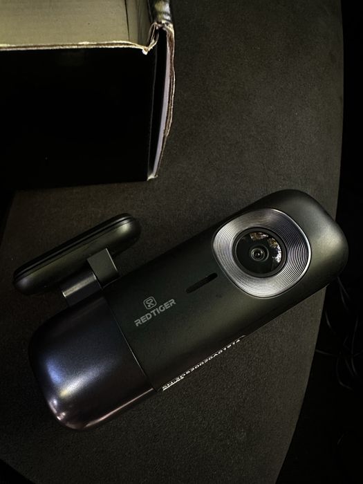 Видеорегистратор Redtiger