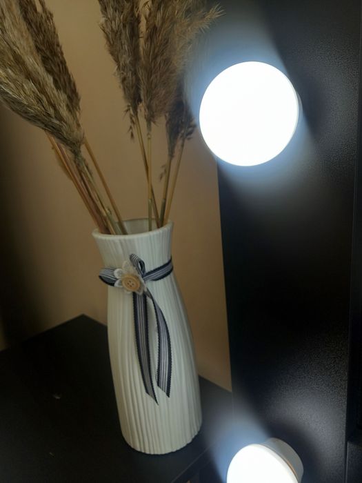 Зеркало трюмо для салона