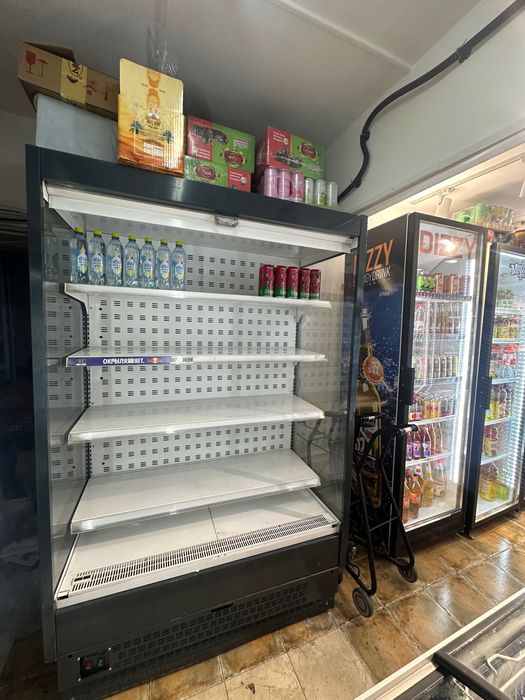 Витринный холодильник