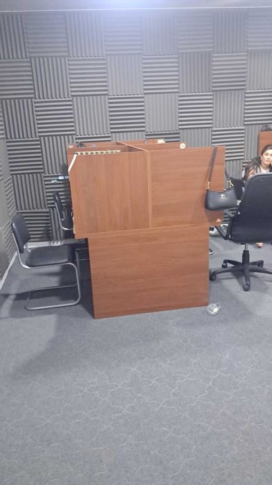 Calll center uchun Stol va stul