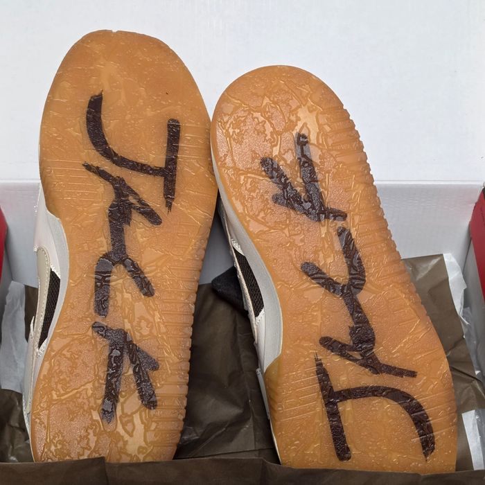 Jordan Jumpman Jack × Travis Scott, 43 – noi cu cutie