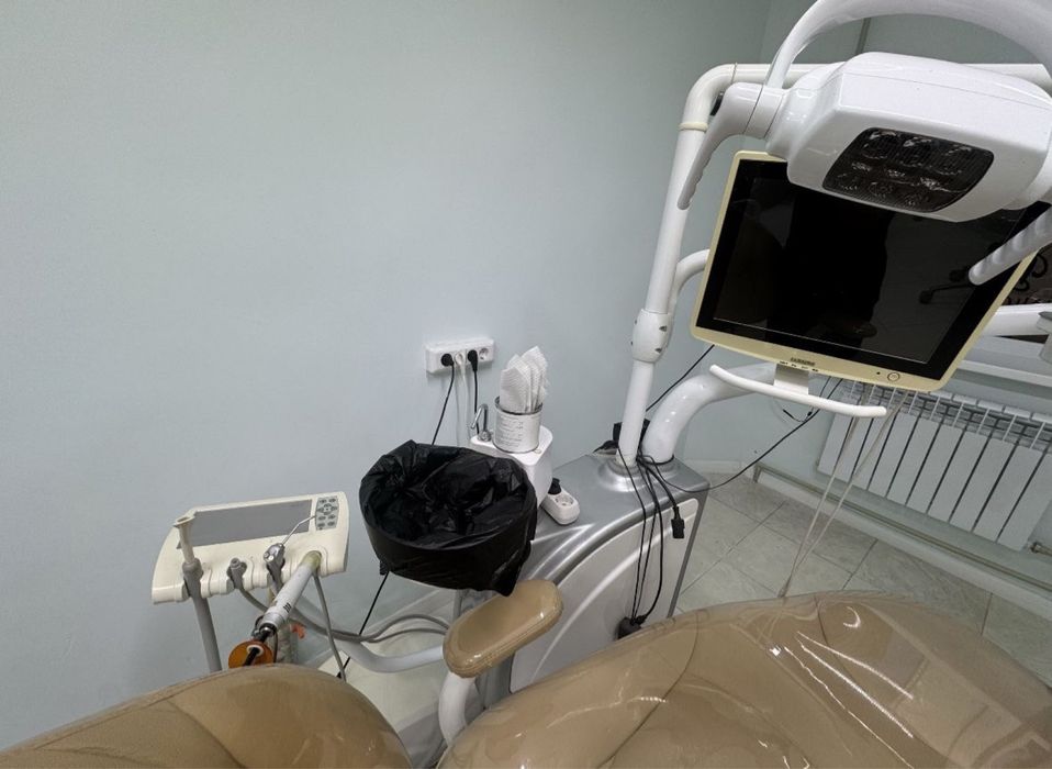 Стоматологическая кресло