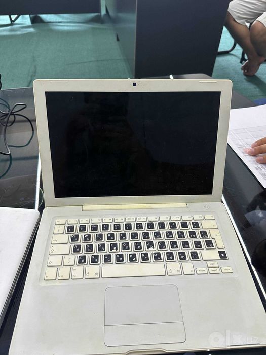 Ноутбуки MacBook (2010 и 2012 годов) + Игровая приставка Xbox 360