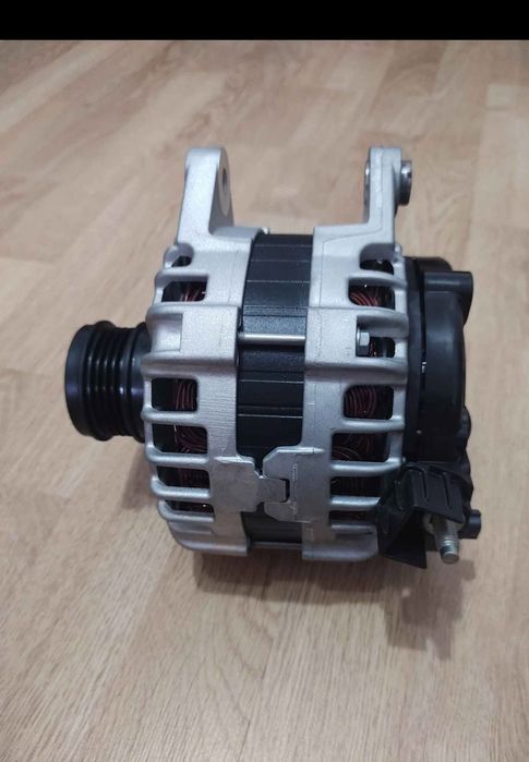 Vând alternator nou nouț
