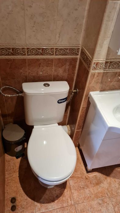 Дава се под наем Тристаен апартамент в Пирдоп - 100 кв.м за 500 € - Снимка #17