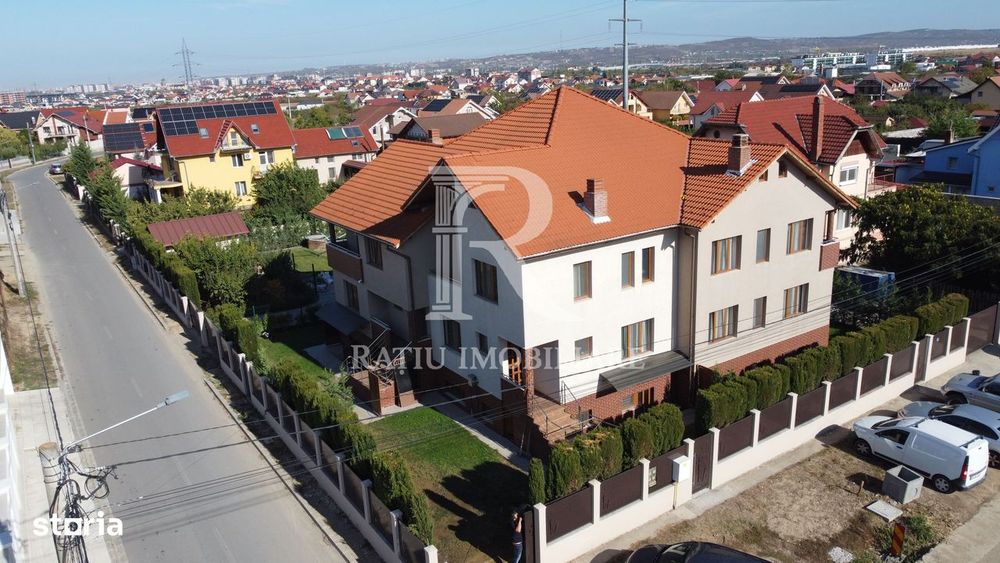 Casă spațioasă de închiriat | 4 dormitoare | Sânmartin
