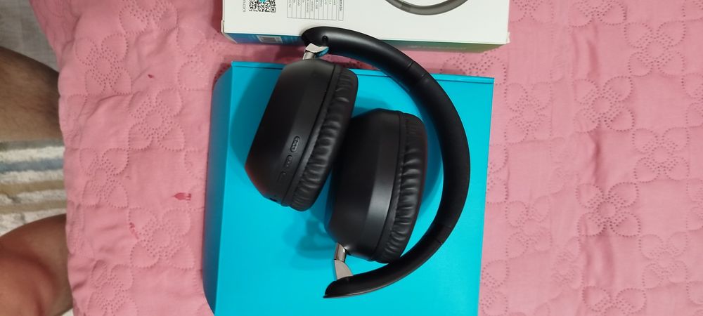 Продам новые наушники