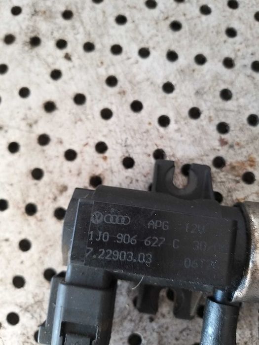 Electrovalva 2.0 tdi vw caddy 3 2k 2c 1j0906627c 72290303