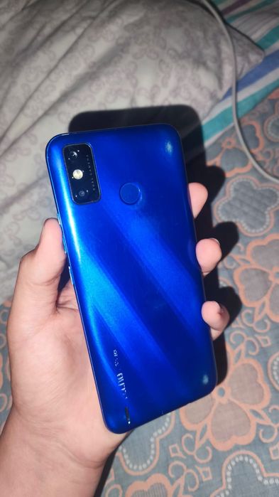Продам телефон Tecno Spark 6 go