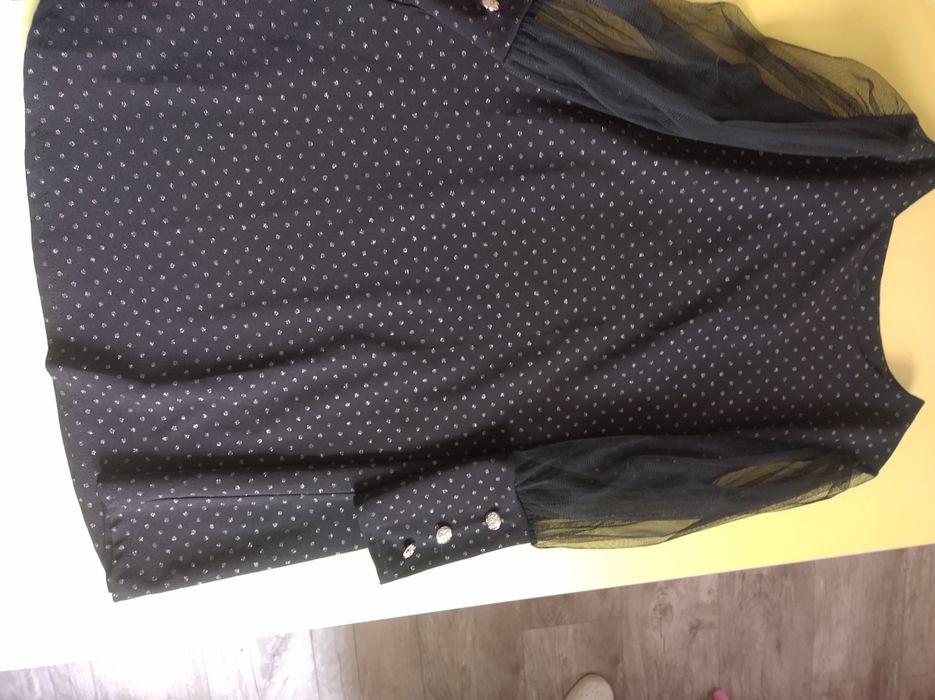 Продавам 5 рокли