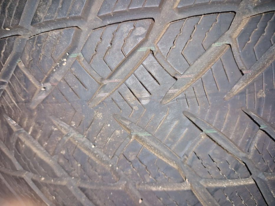 4 Зимни гуми  GOOD YEAR 255/60/18 за джип комплект с джанти 255/60/18