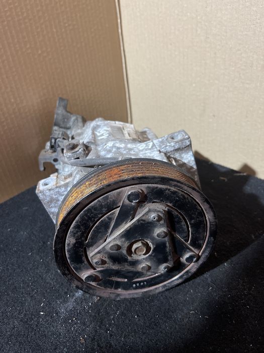 Compresor AC / climă Dacia Logan 1.5 cod: 926009154R