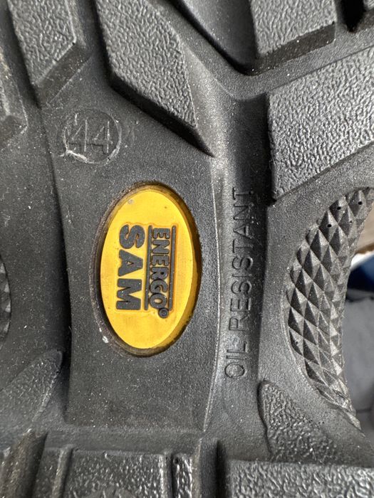 Pantofi munca -protectie 44 noi