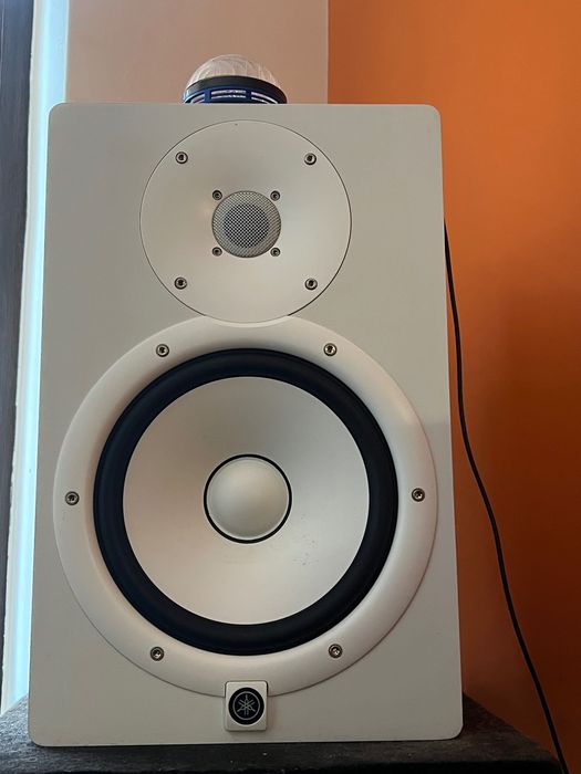 студийни монитори / тонколони Yamaha HS8